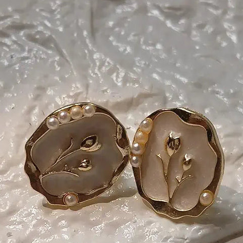 Floral Pearl Earrings – Elegant Matte Finish Studs.