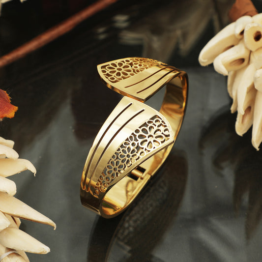 Gold Anti-Tarnish Open-Front Kada Bracelet with Floral Cutwork Design