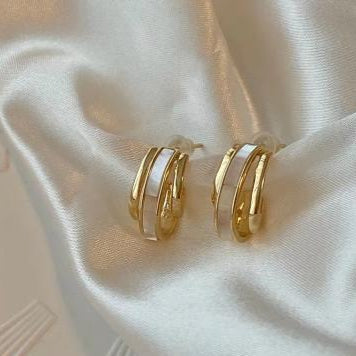 Gold & White Enamel Hoop Earrings – Elegant Chunky Huggie Style