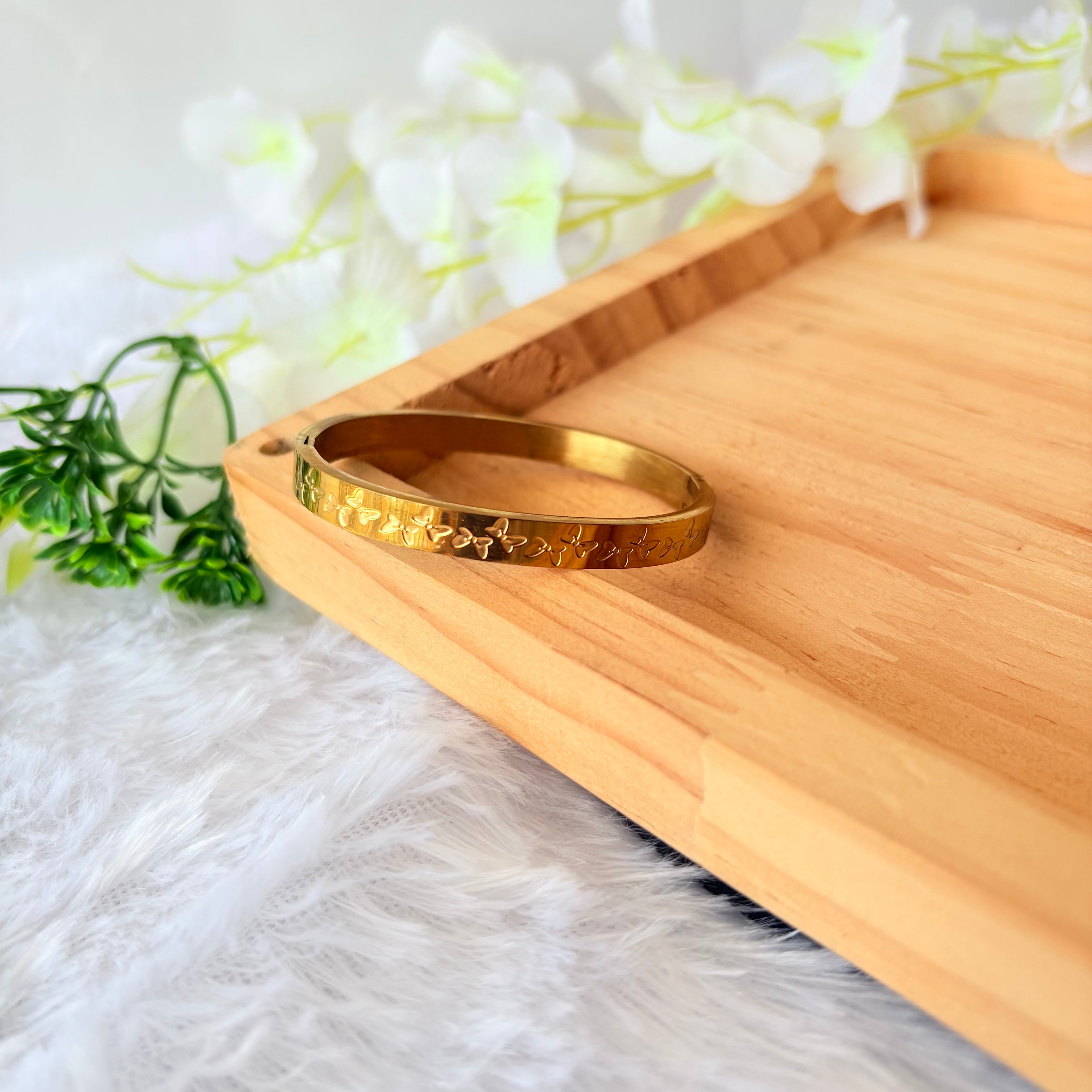 Anti-Tarnish Gold Kada Bracelet