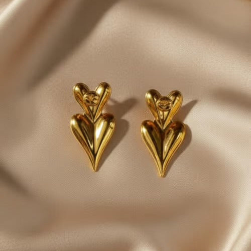 Double heart stud earring