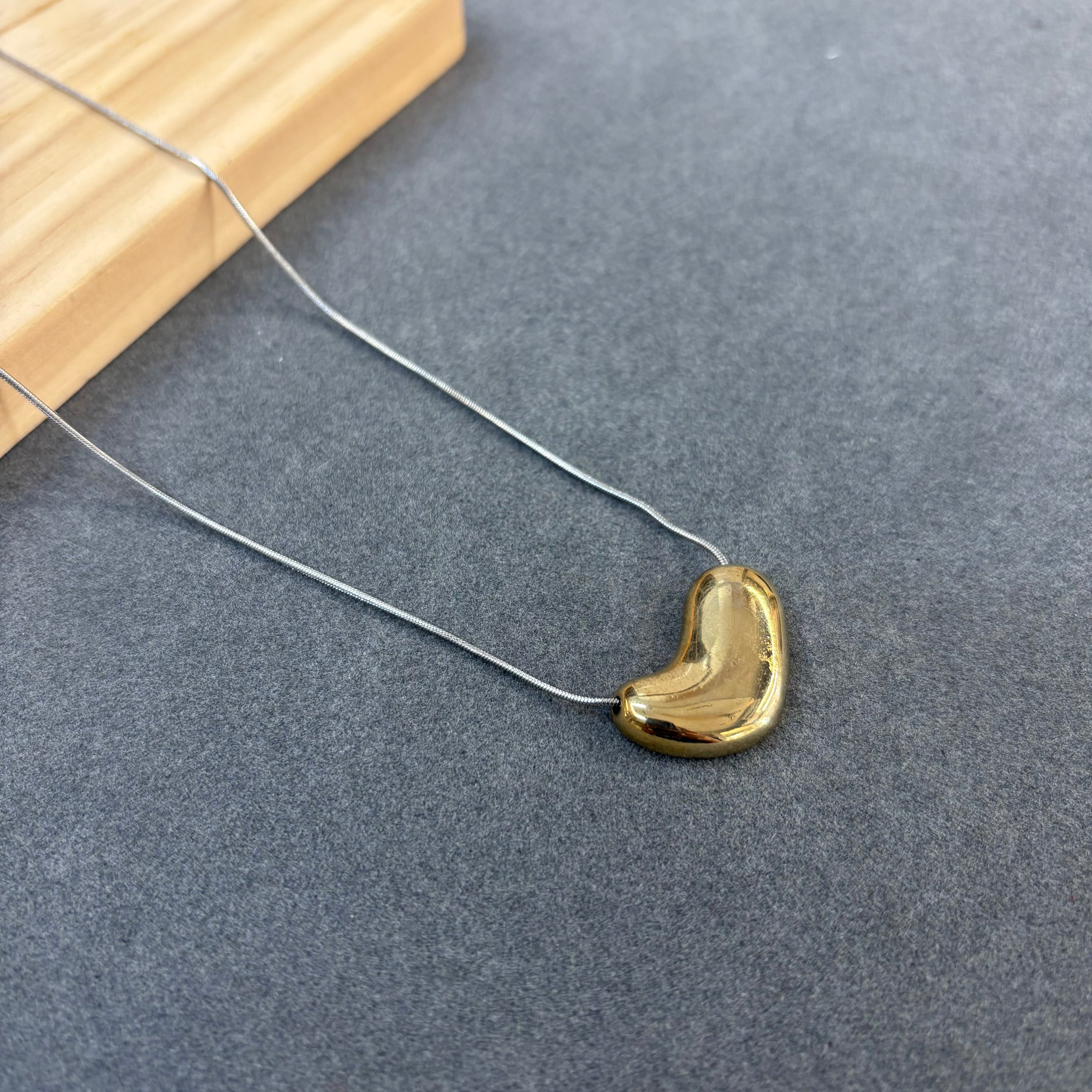 Heart shape trendy neck chain