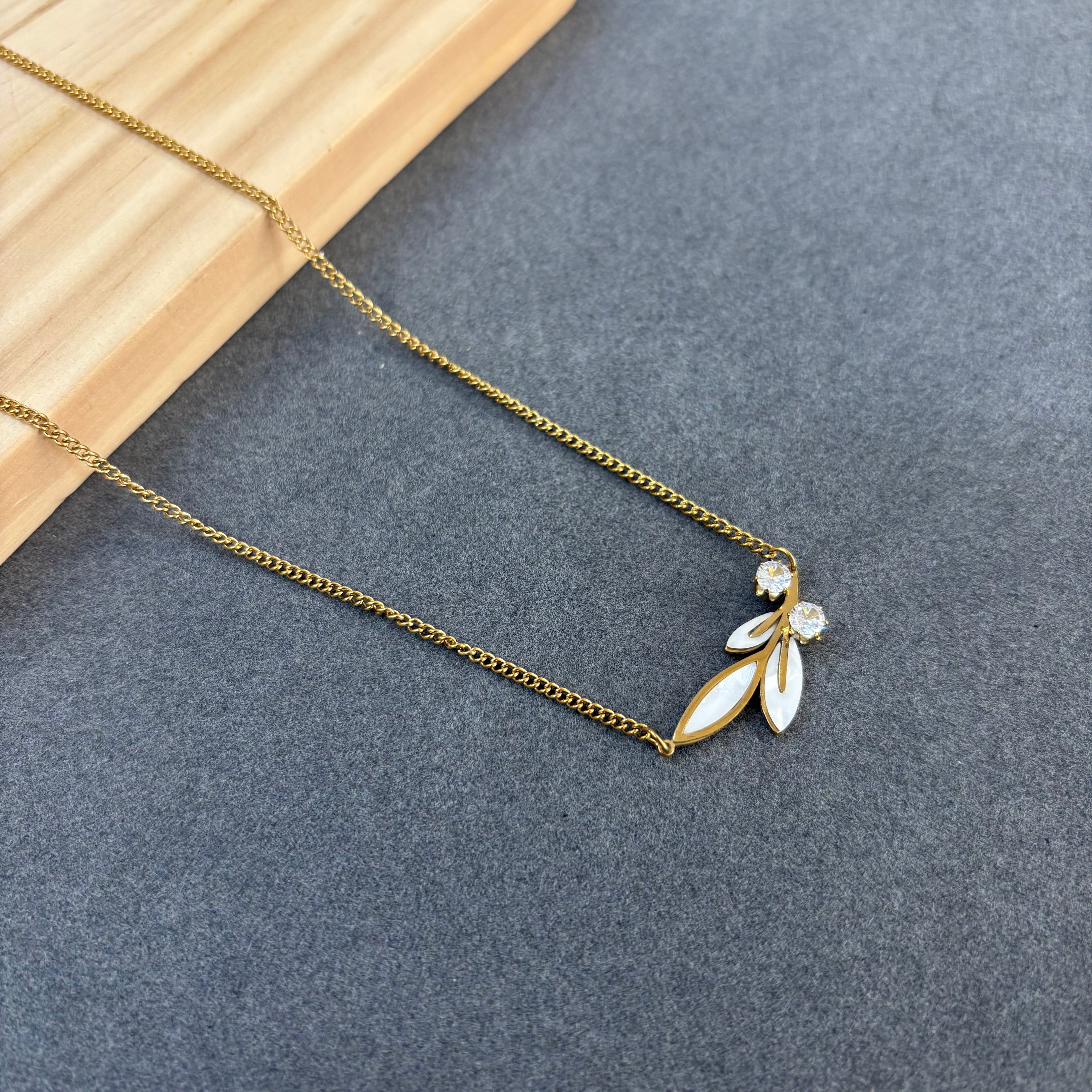 White Whisper Anti-Tarnish Necklace