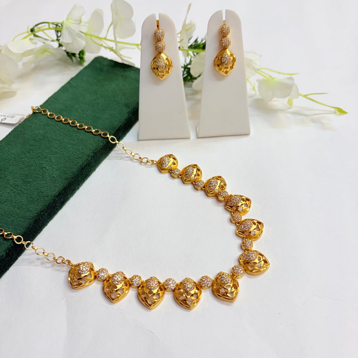 One Gram Gold Plated Filigree Leaf Necklace Set