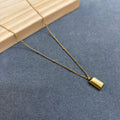 Square pendent neckchain