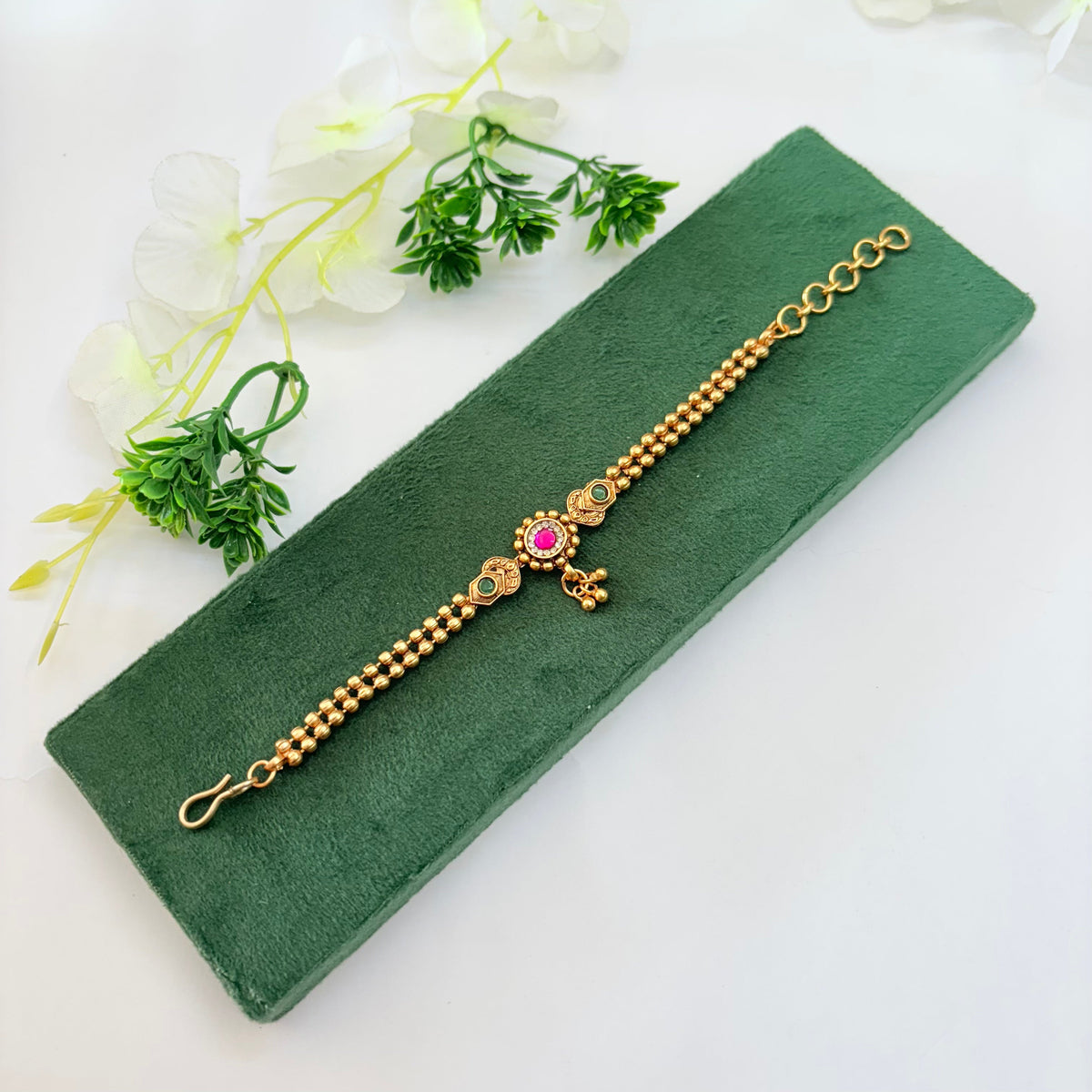 Minimal heritage bracelet