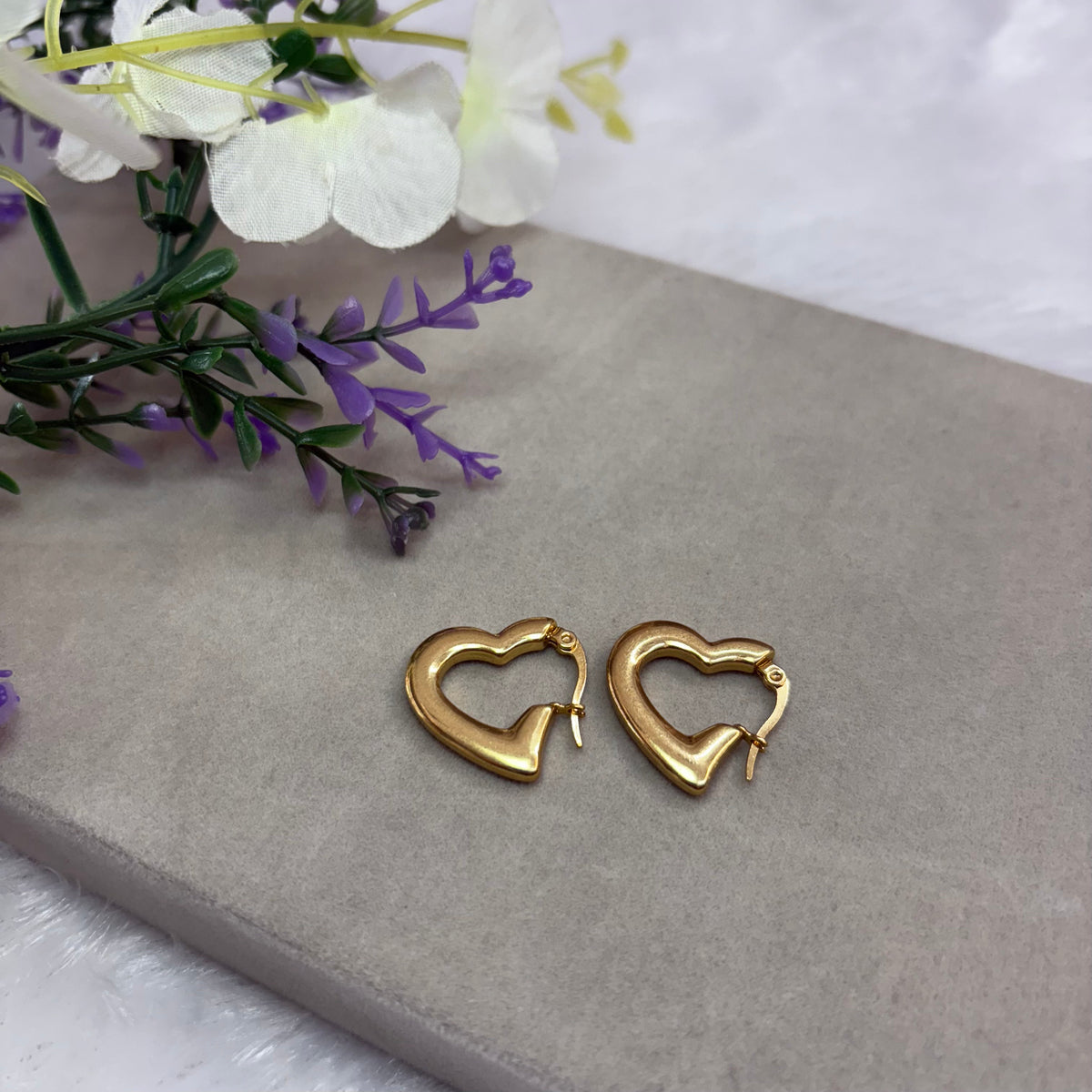Heart shape hoop earring
