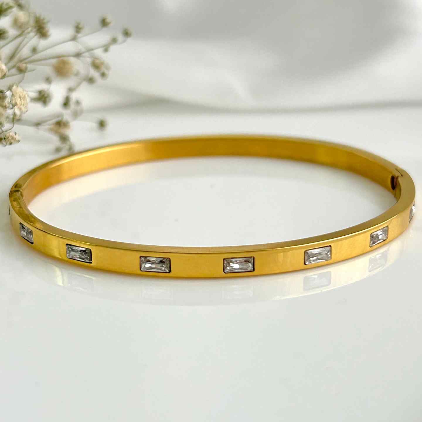 Stylish Anti-Tarnish Kada Bracelet