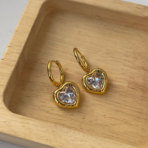 Antitarnish 2-in-1 heart shape earrings
