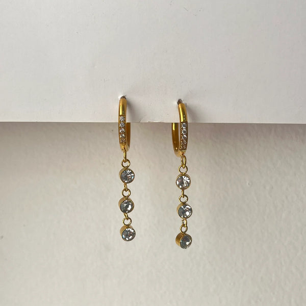 Antitarnish hanging three diamond earrings
