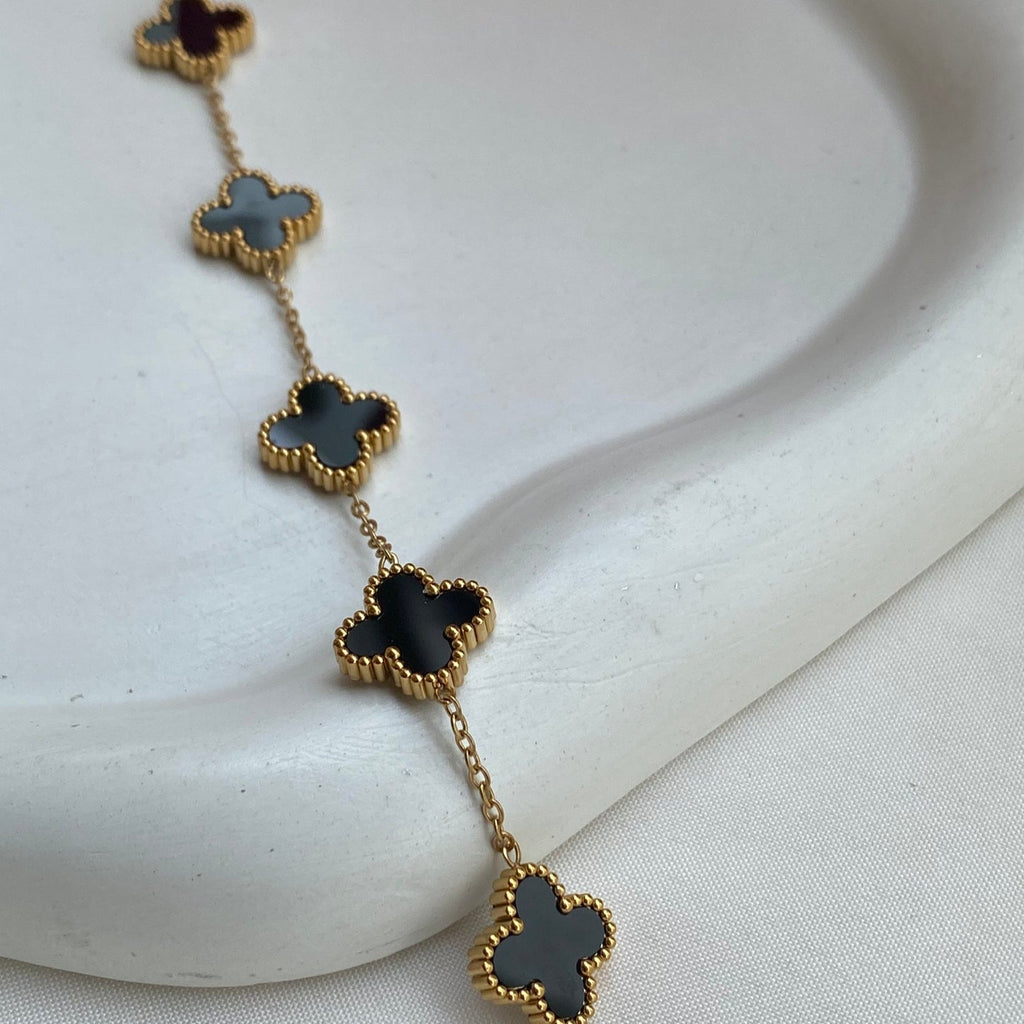 Black Clover Bracelet – Gold-Plated Anti-Tarnish.
